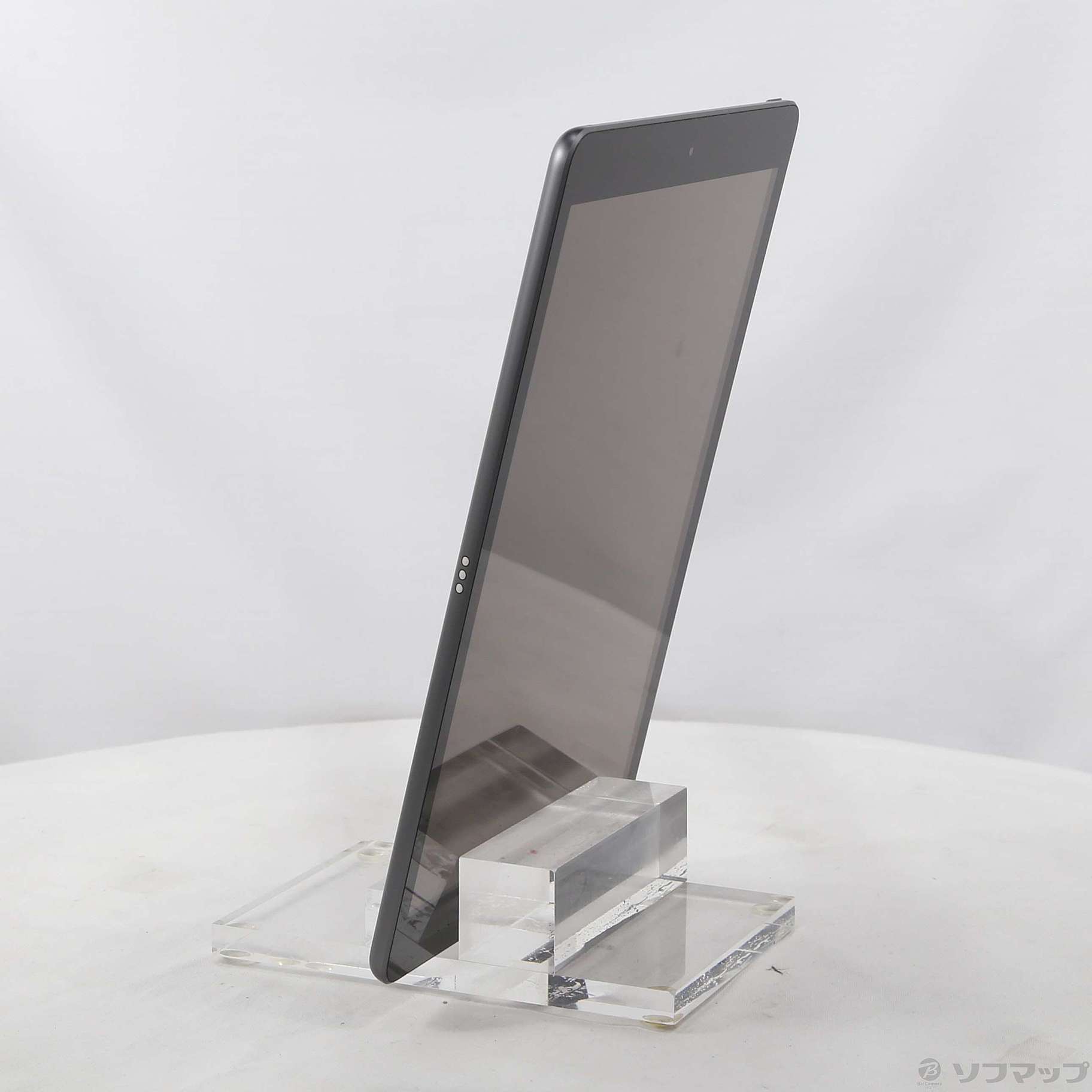中古】iPad 第8世代 128GB スペースグレイ MYLD2J／A Wi-Fi ［10.2 