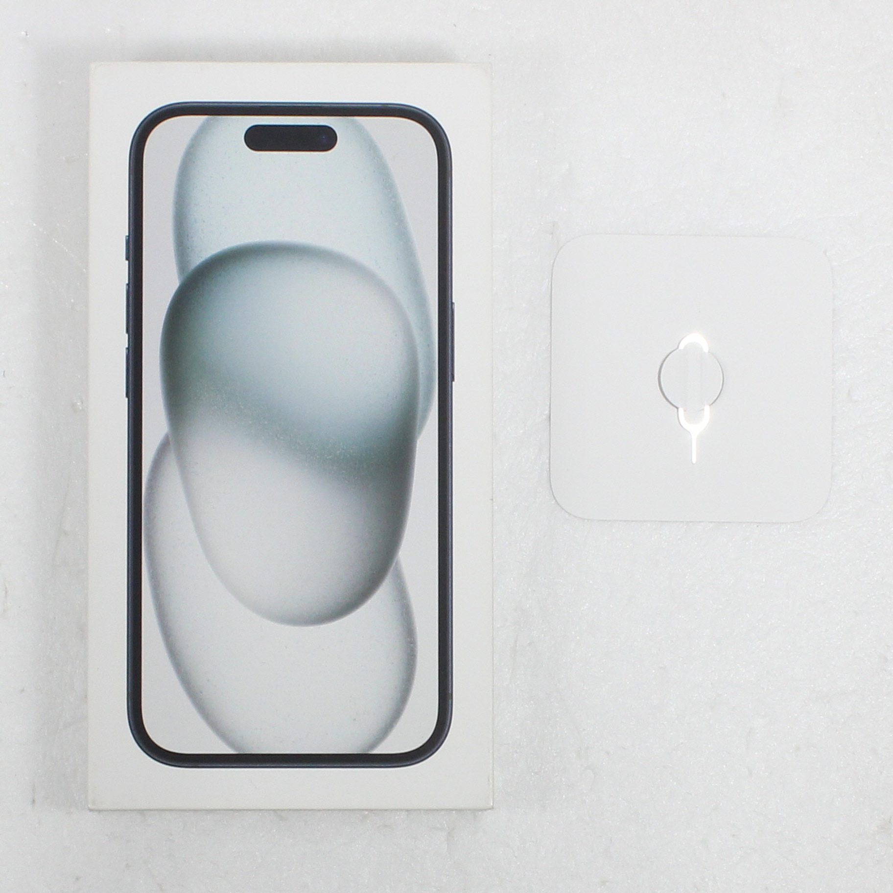iPhone 15 中古一覧｜SIMフリー・キャリア - 価格.com