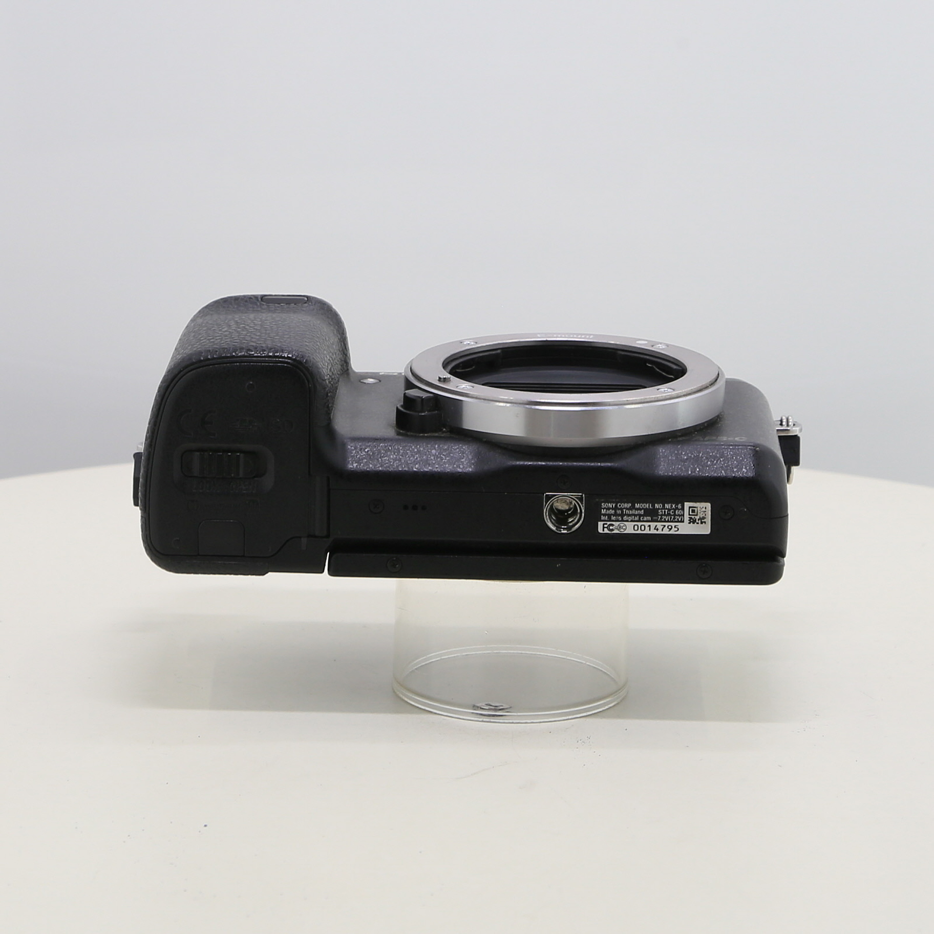 中古】期間特価対象品 α NEX-6 ボディ ブラック [2133075803479