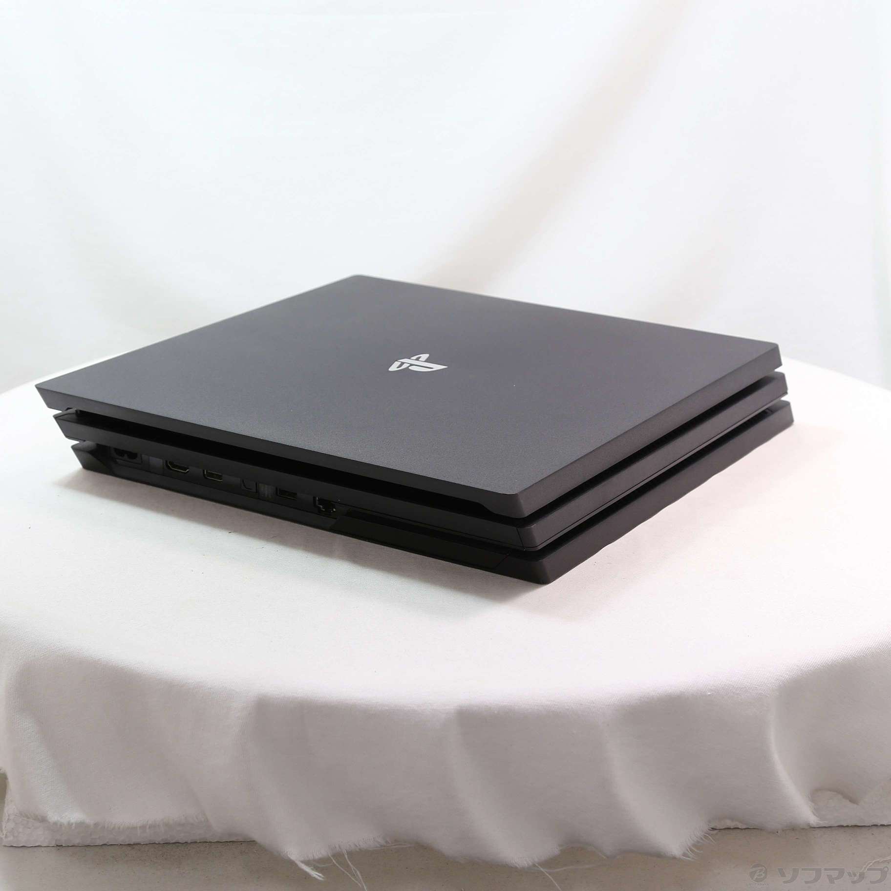 中古】PlayStation 4 Pro ジェット・ブラック 1TB CUH-7200BB01