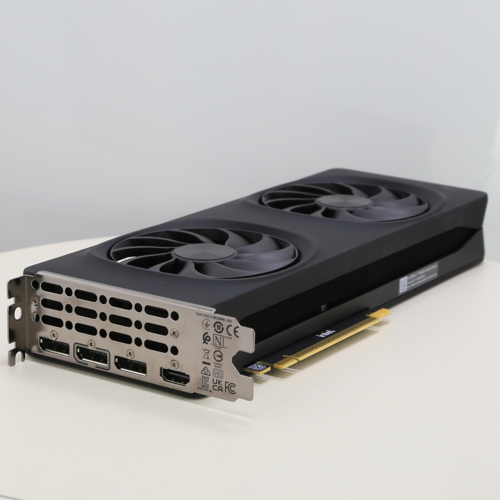 中古】Intel Arc B580 Limited Edition [2133076094746] - リコレ