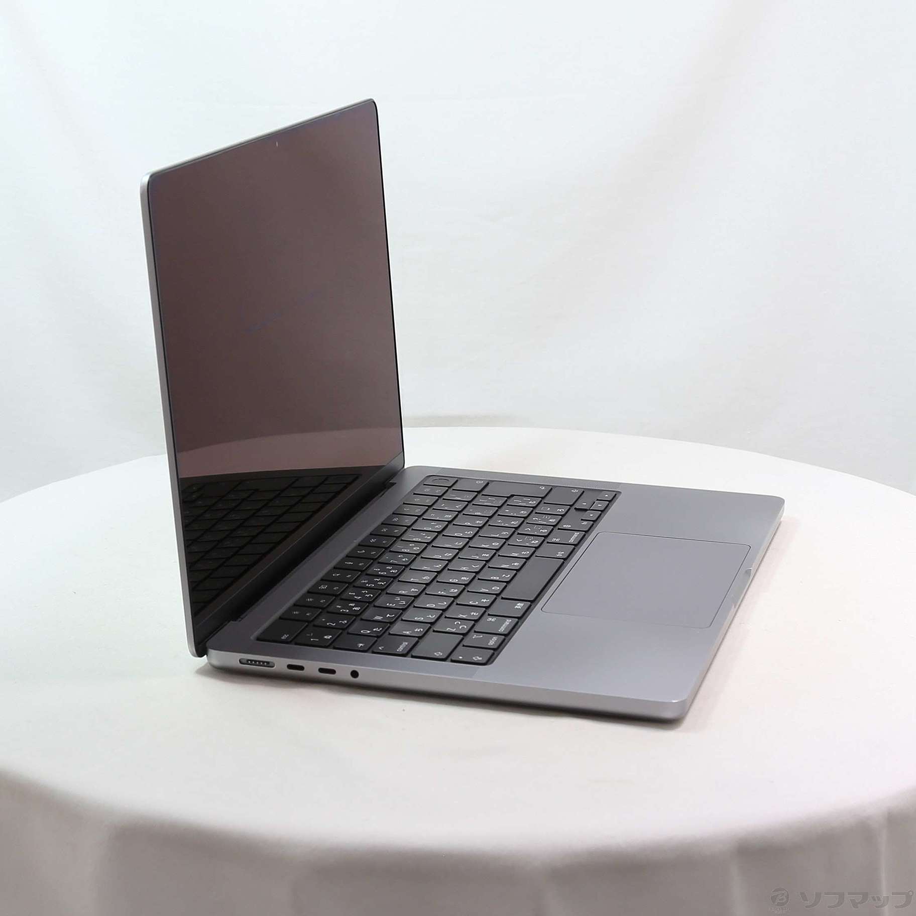 中古品〕 MacBook Pro 14.2-inch Late-2021 MKGQ3J／A Apple M1 Pro 10