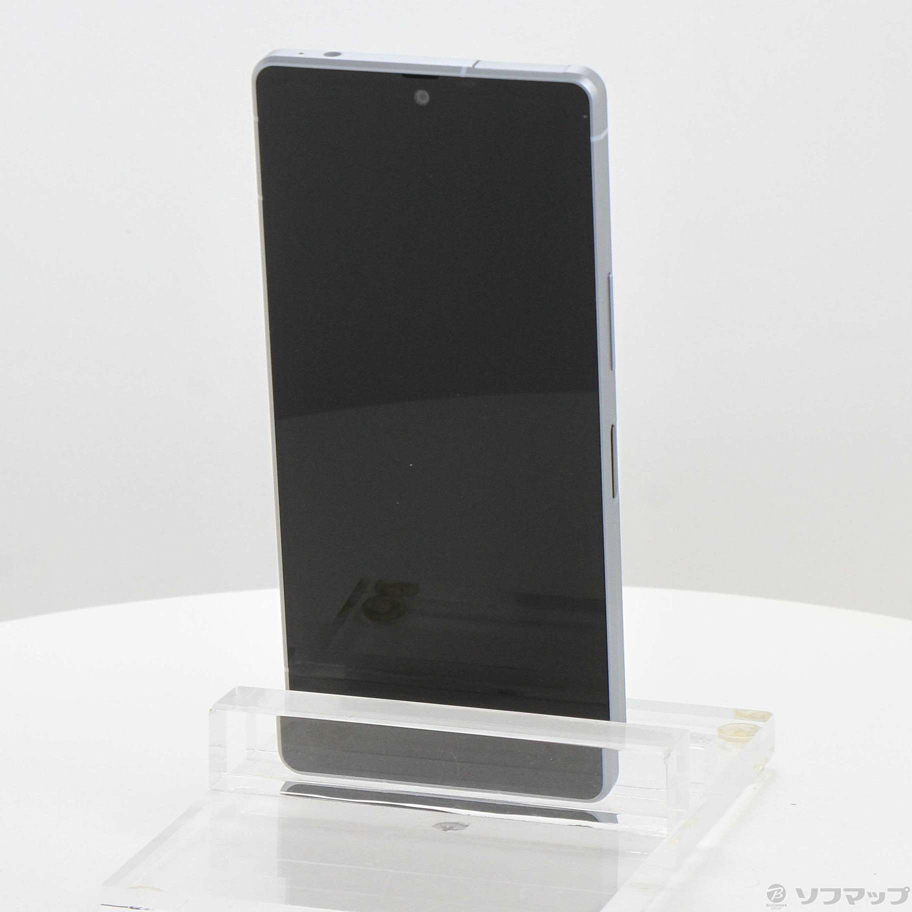 AQUOS R8 SH-52D docomo [�u���[]�̐��i�摜3