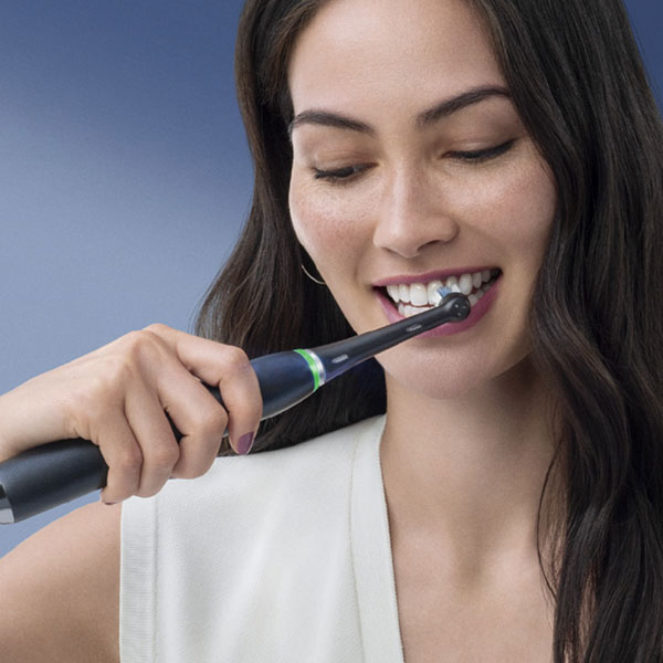 【新品未開封】ブラウン オーラルB 電動歯ブラシ iO9 Oral-B 未使用タイプ電動歯ブラシ