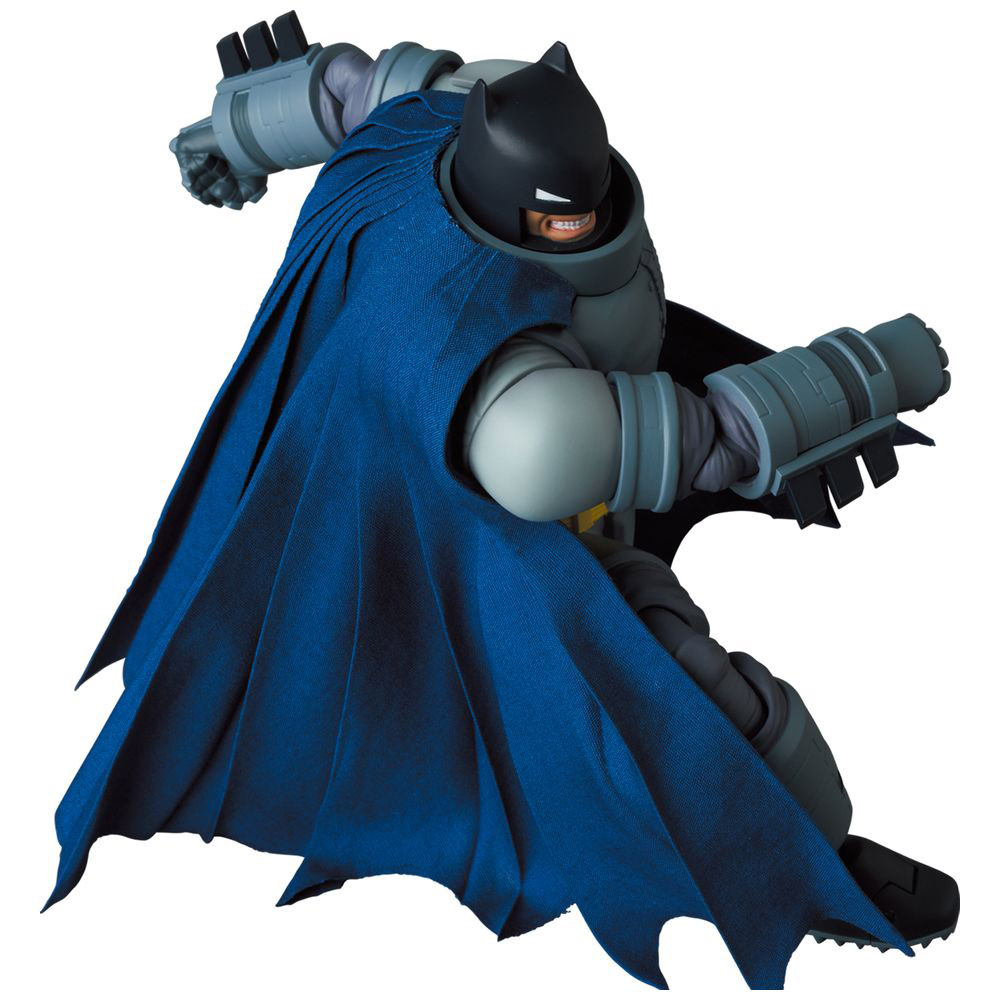 未開封】マフェックス No.146 MAFEX ARMORED BATMAN(The Dark Knight