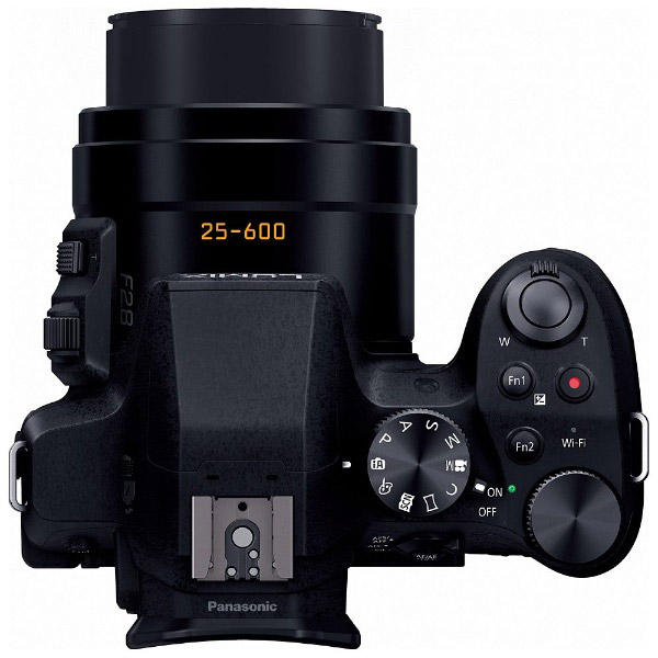 デジタルカメラ　DMC-FZ300+バッグ