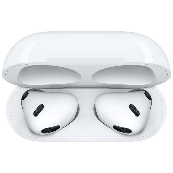 Apple AirPods with Charging Case 第三世代 M…