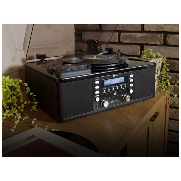 TEAC LP-R550USB ターンテーブル/カセット付きCDレコーダー