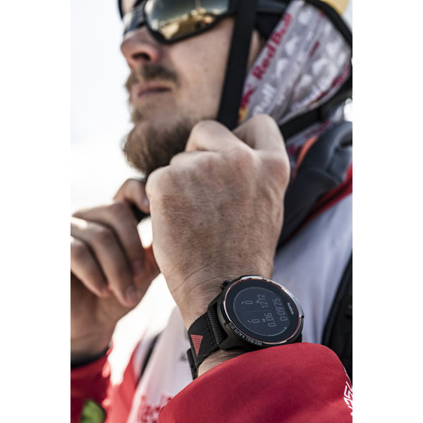 SS050406000 ウェアラブル端末 SUUNTO 9 BARO Titanium Red Bull  X-Alps｜の通販はソフマップ[sofmap]