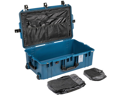 PELICAN ペリカン 1595TRVL オーガナイザー付き 57L 72.4cm x 45.2cm x