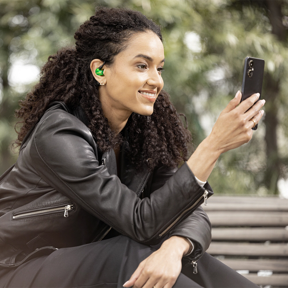 SHURE SE215SPE-GN-A イヤホン グリーン SHURE SE215 Special Edition グリーン 【SE215SPE-GN-A】 – e☆イヤホン