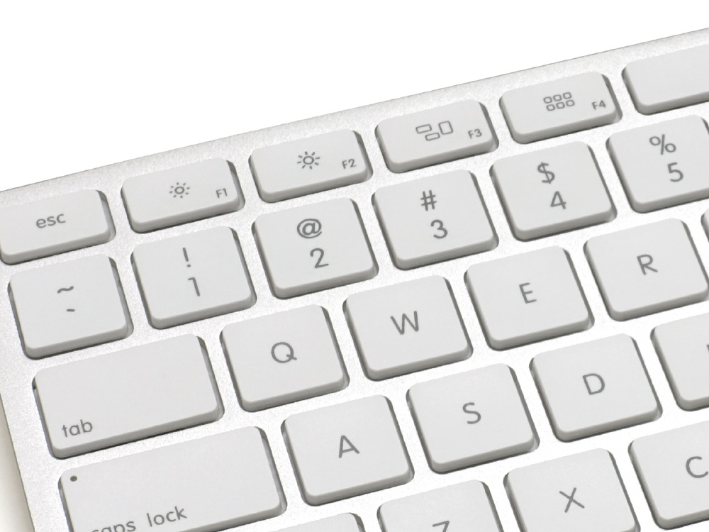 キーボード USB-Aハブ搭載 Wired Aluminum keyboard for Mac(英語配列