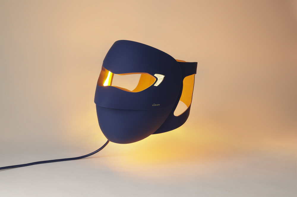 ヤーマン独自の505nmの青緑LED搭載の1回10分つけるだけマスク型