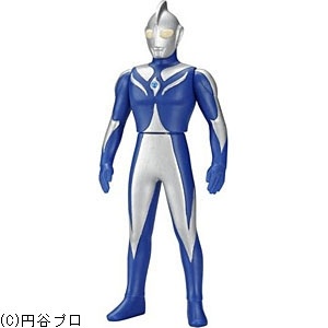 ウルトラマン ウルトラヒーロー 16 ウルトラマンコスモス ルナモード ソフビ人形の通販はソフマップ Sofmap