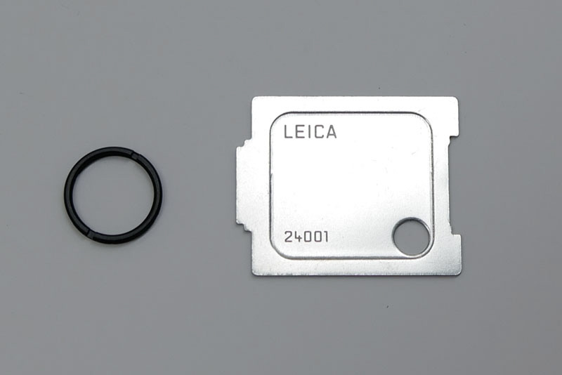 Leica M10用ファインダー用ネジアダプター (240010)  未使用品