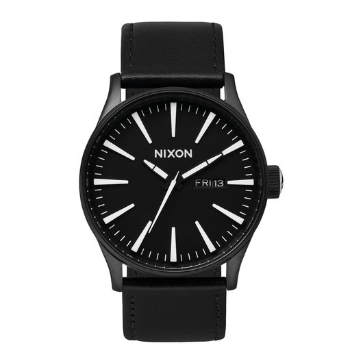 ニクソンNIXON THE SENTRY LEATHERブラック/ホワイト Sentry Leather Watch | Vintage White / Surplus | Men's