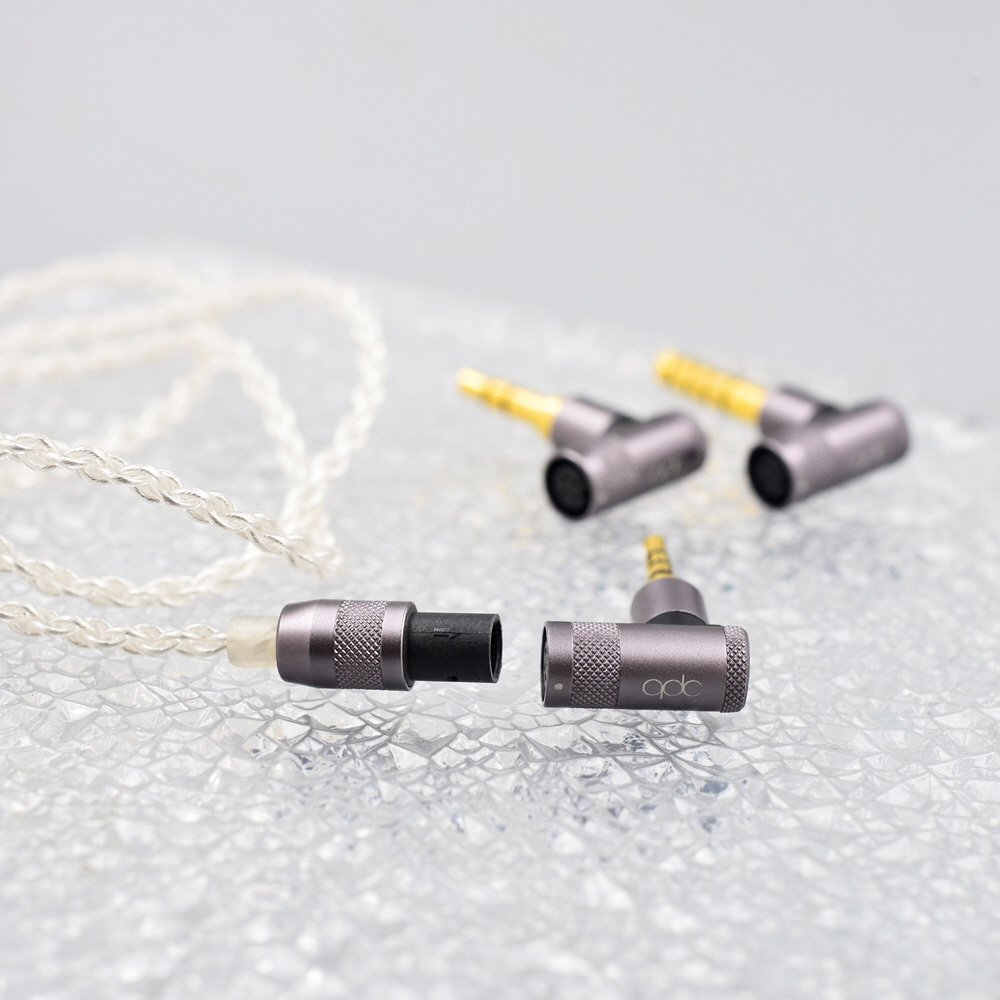 イヤホン カナル型 ライトブルー QDC-DMAGIC-SOLO｜の通販はソフマップ