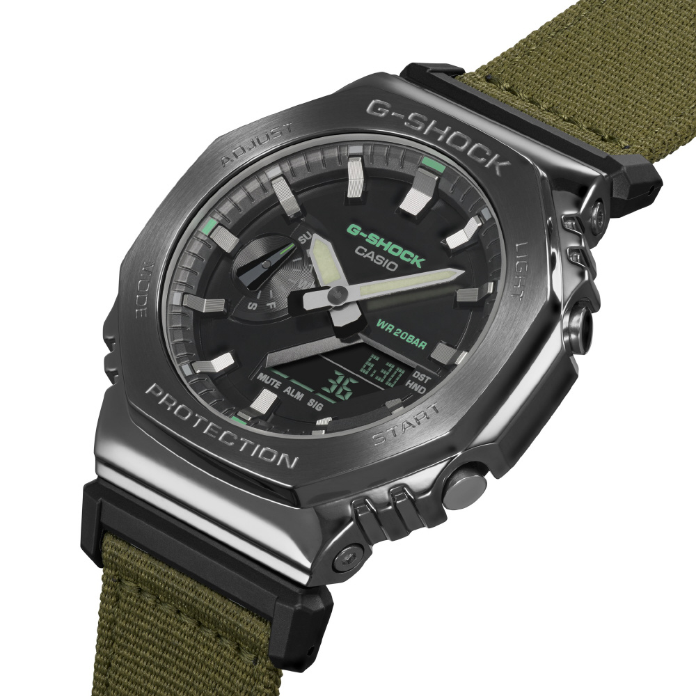 G-SHOCK（Gショック）メタルカバードデザイン「GM-2100」クロス