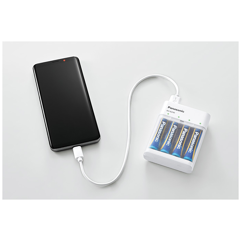 乾電池式モバイルバッテリー ホワイト BH-BZ40K ［1ポート /乾電池タイプ］｜の通販はソフマップ[sofmap]