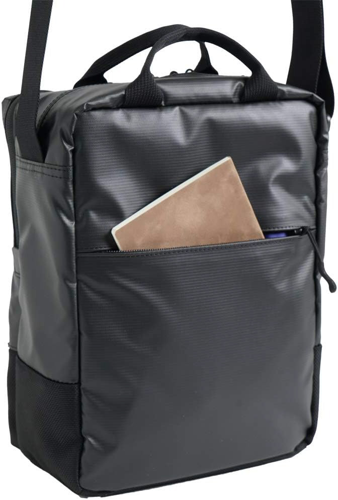 バーチカルB5ショルダーバッグ Plus2.1 MANHATTAN PASSAGE