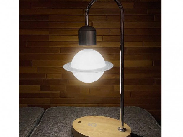 土星が宙に浮く！スマホをワイヤレス充電できるナイトライト