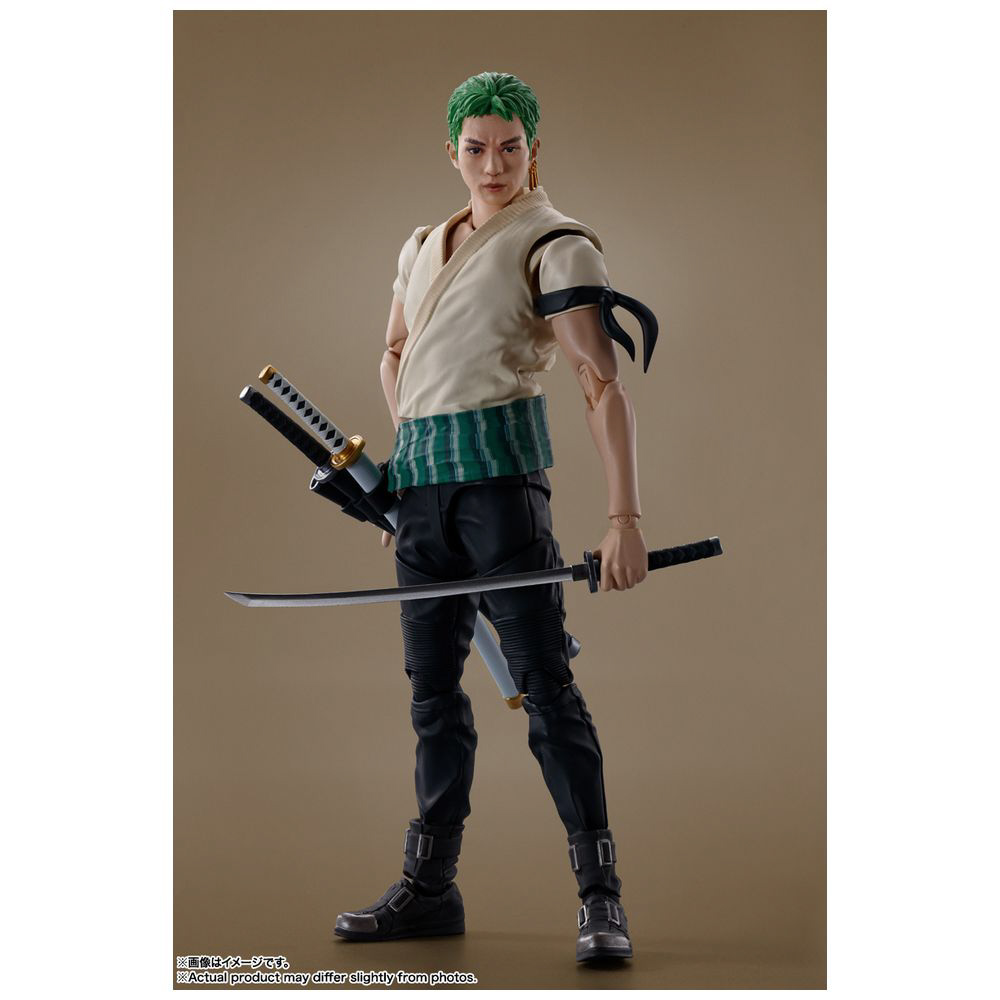 S.H.Figuarts ONE PIECE（ワンピース） ロロノア・ゾロ（A Netflix Series：ONE PIECE）