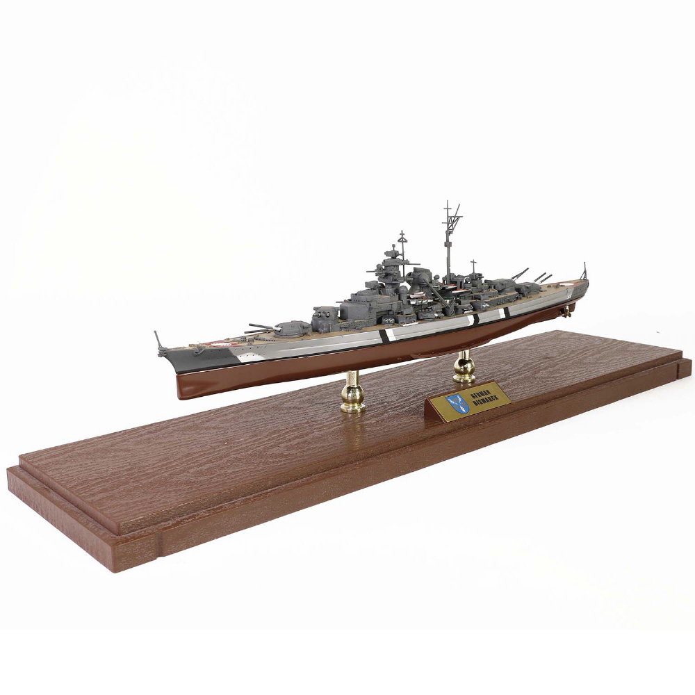 きゅうさま専用　戦艦ビスマルク　模型　No.2 1/700 WW.II ドイツ海軍 戦艦ビスマルク フルハル仕様 デンマーク海峡