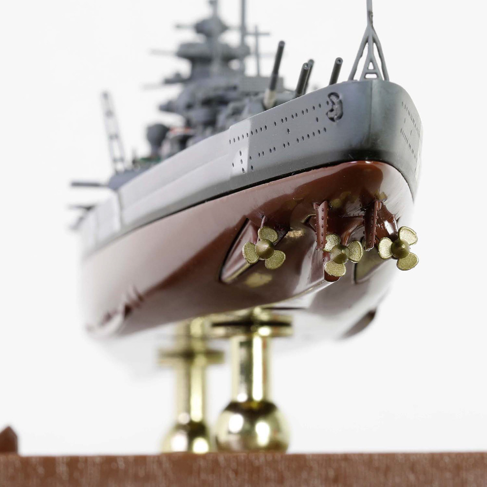 1/700 WW.II ドイツ海軍 戦艦ビスマルク フルハル仕様 デンマーク海峡海戦｜の通販はソフマップ[sofmap]