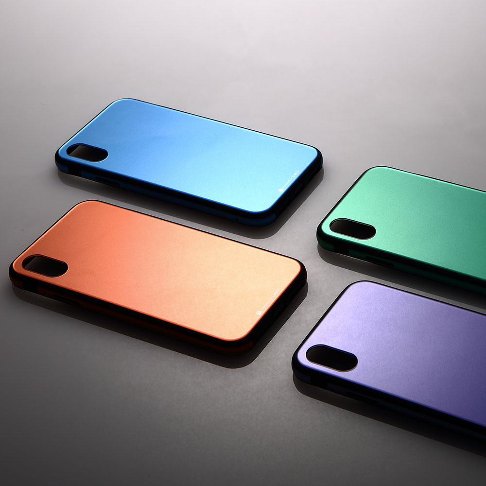 Iphone Xr 6 1インチ用 ガラス Tpu アルミ複合素材ケース エメラルドグリーン Bks Ip18mtggagn Iphone Xr 6 1インチ用ケースの通販はソフマップ Sofmap
