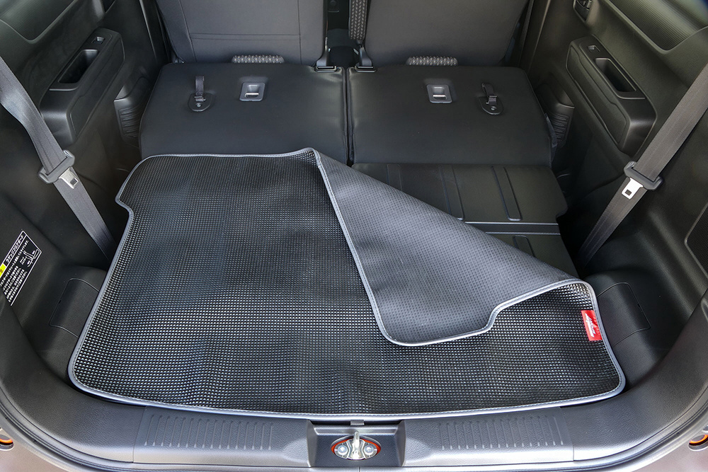 在庫2つ！ 新型ハスラー ラゲッジボード 車内収納 送料込み 在庫2つ