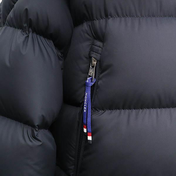 【美品】MONCLER ポワリエ POIRIER サイズ2 ネイビー 2022年 Moncler Poirier Short Down Jacket Navy Blue Men's - SS23 - US