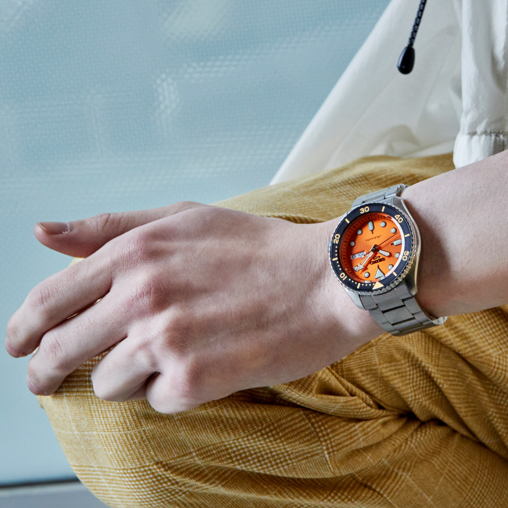 格安新品  ジャンクSEIKO 5ダイバーズウォッチ よりきれ スポーツオレンジ 時計
