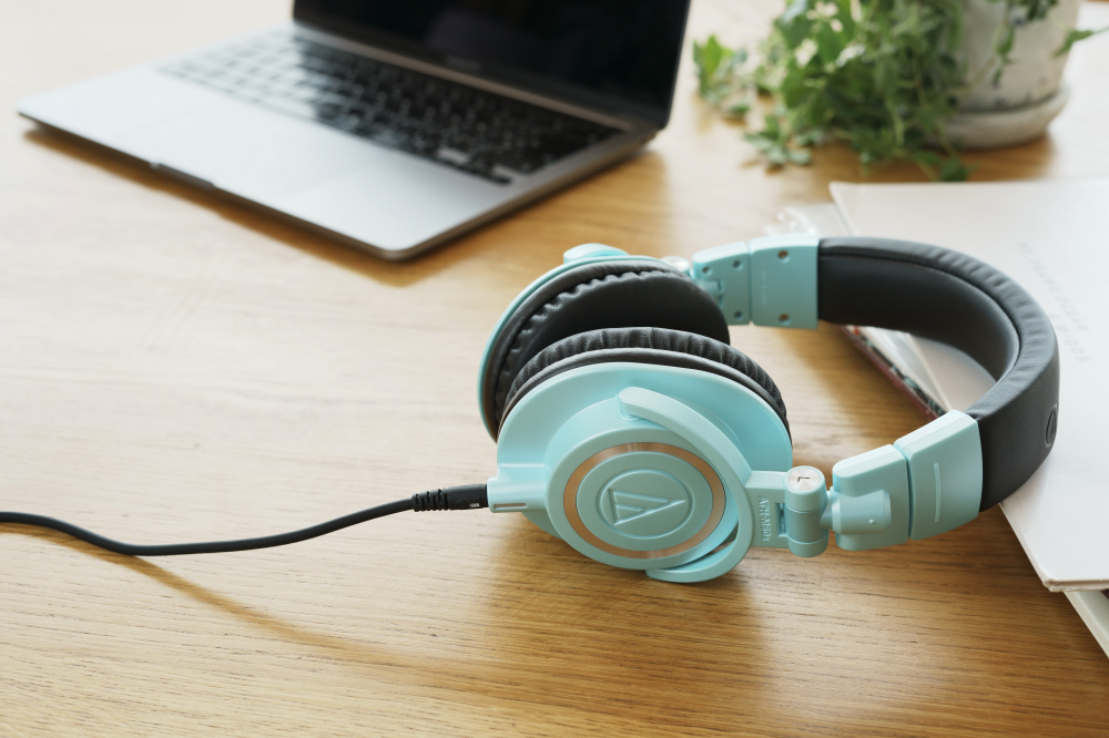 Audio-technica アイスブルー 71bQtssHFCL._UF894,1000_QL80_.jpg