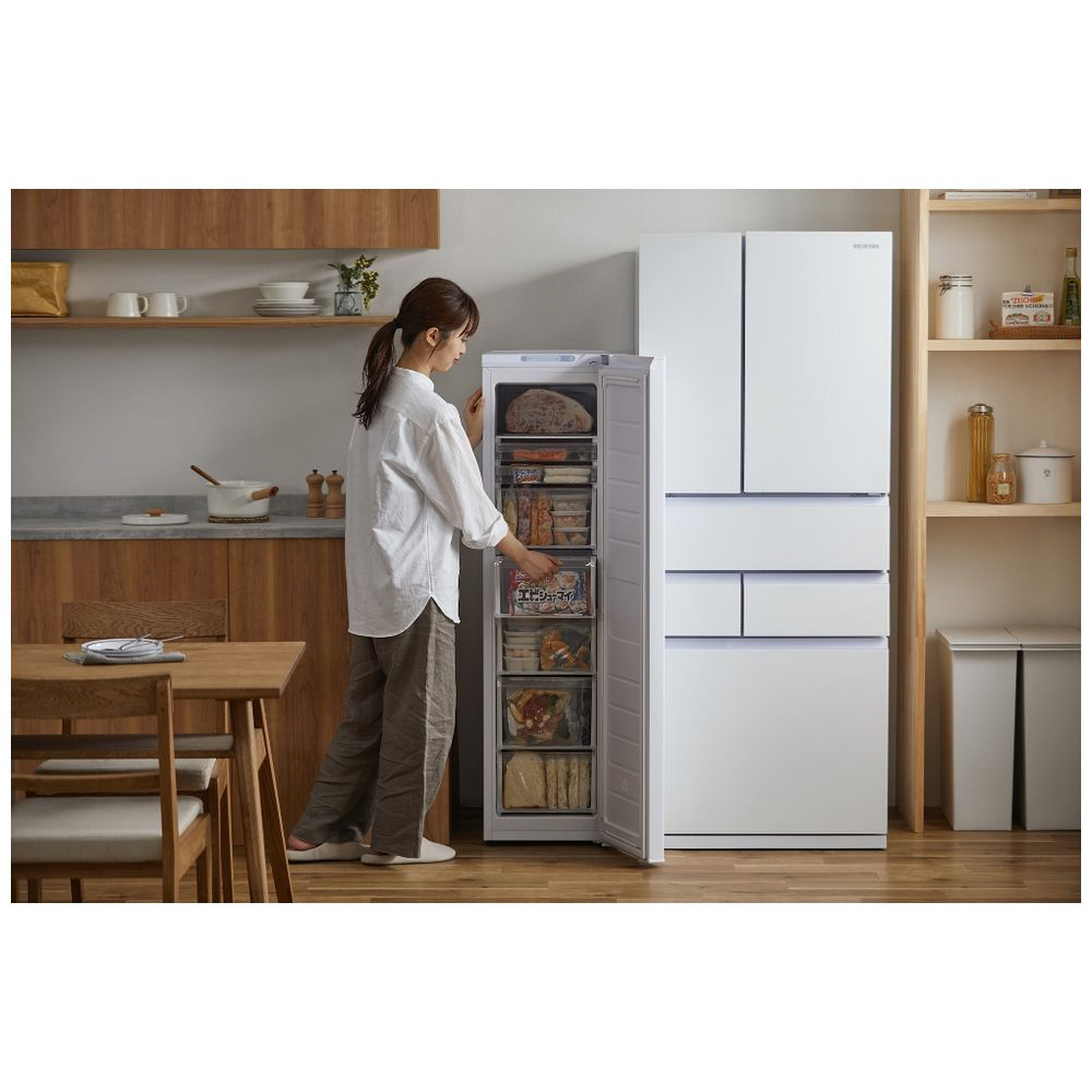 冷凍庫 ホワイト KUSN-S12A-W ［35.6cm /120L /1ドア /右開きタイプ /2023年］
