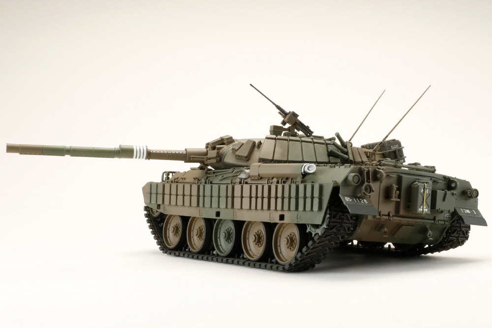 HJM -1/35- 74式戦車改 リアクティブアーマー【バトルオーバー