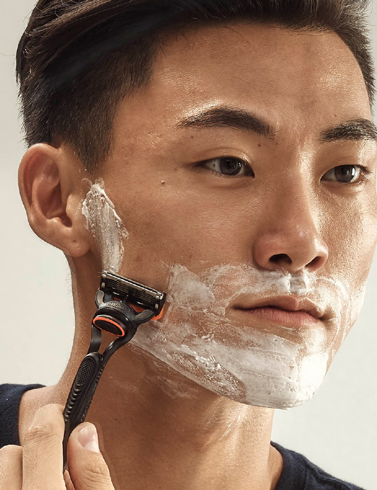 Gillette（ジレット）フュージョンマニュアル替刃8個入｜の通販は