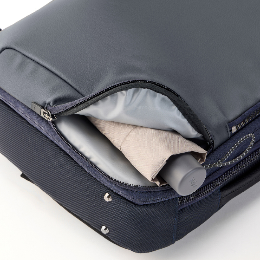 拡張機能付き バックパック JET BIZ 3 (ジェットビズ3) ブラック QZ8