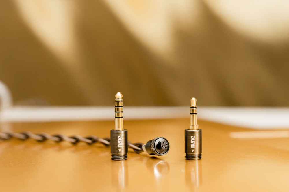 【美品】DUNU-TOPSOUND Vulkan 2（2pin） DUNU-TOPSOUND Vulkan2 2Pin｜新品通販フジヤエービック