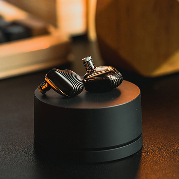 イヤホン Shanling ME600 イヤホン カナル型 ME600｜の通販はソフマップ[sofmap]