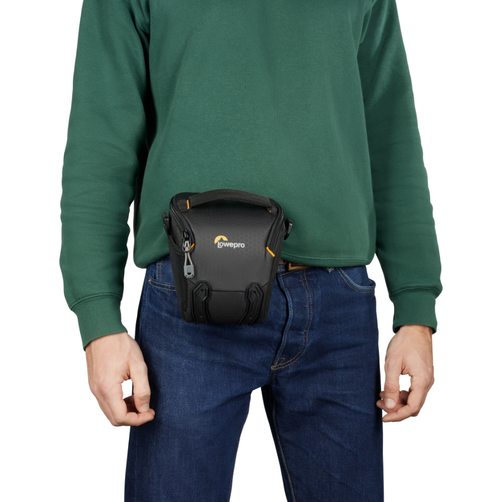送関込 Lowepro カメラバッグ アドベンチュラSH 140 2.7L ブラック 368639