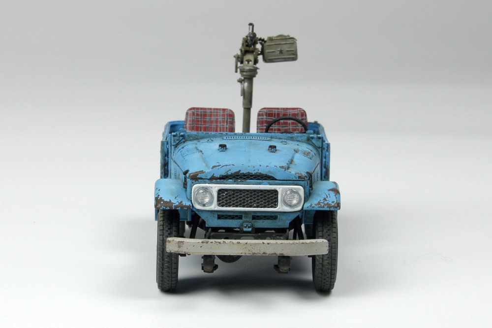 米陸軍 M4A1 シャーマン中戦車 w/T1E3 地雷除去装置 (プラモデル